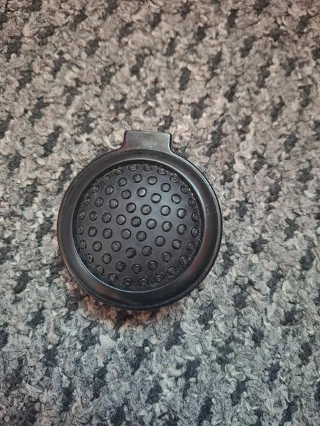 Malé skladacie zrkadielko s kefou na vlasy, 