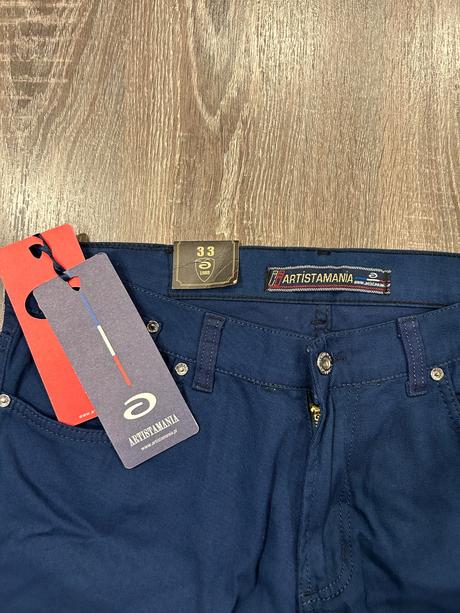 Artistamania nove elegantne nohavice 33/34, l