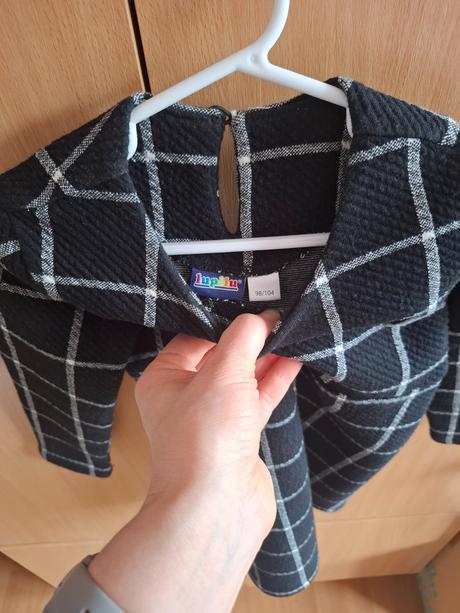 Hrubšie šaty, vel 98/104, lupilu,98