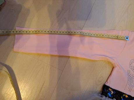 Slávnostné šaty, 122