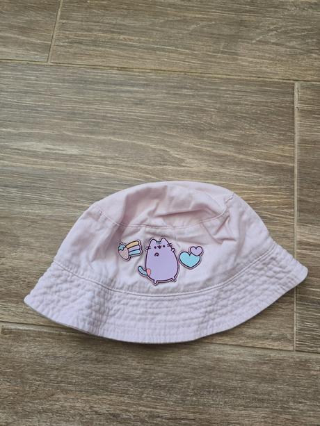 Klobúk č.110-134, reserved,110