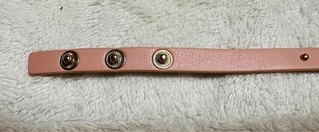 Kožený ružový náramok zn. guess originál, guess