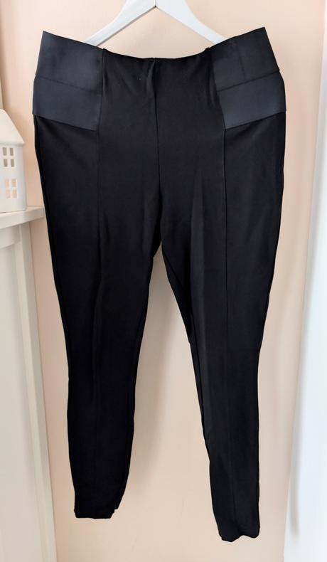 Jegginsy velk. xl, esmara,xl