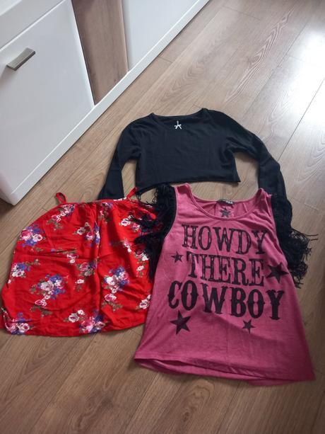 Crop top xs a tričká s, s