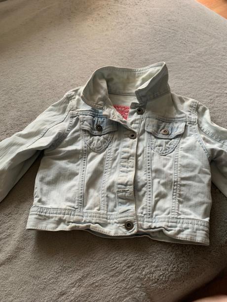 Dievcenska riflova bunda, 122