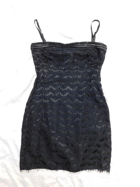 Pekne kvalitne šaty na party, 36