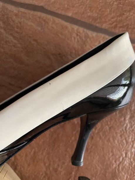 Hogl lodicky čierno biele, 38