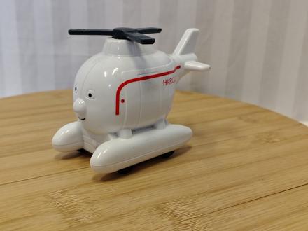 Helikoptéra harold, mašinka tomáš, mattel, 11 cm,