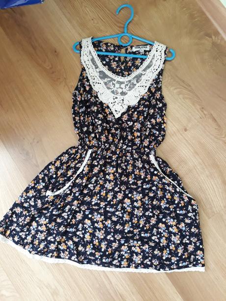 Šatičky s vreckami, new look,140