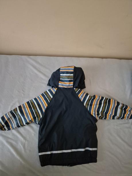 Bunda do dažďa, lupilu,86