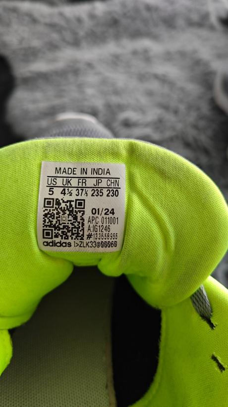 Tenisky adidas, adidas,37