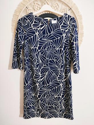 Tmavomodré šaty, s