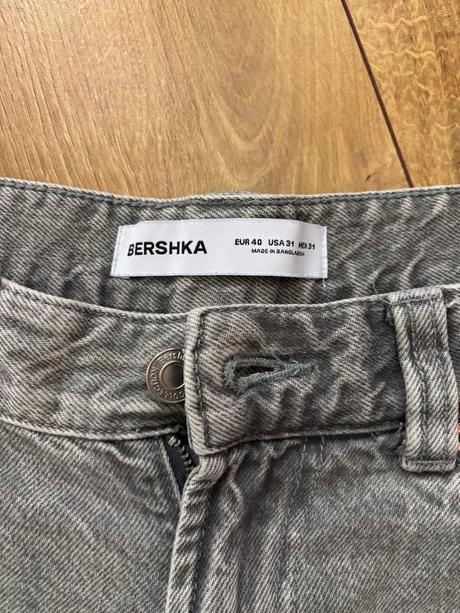 Krásne rifle, bershka,40