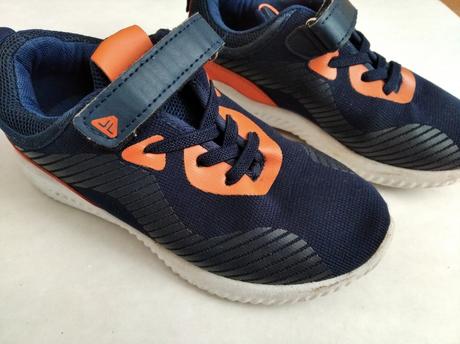 Tenisky junior league, 31