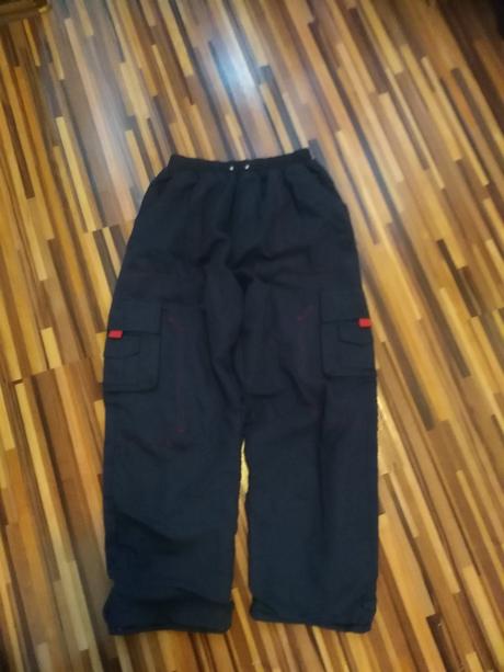 Nohavice oteplene, 152