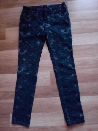 Rifle s motívmi, 38