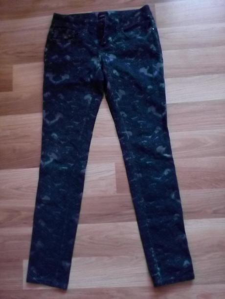 Rifle s motívmi, 38