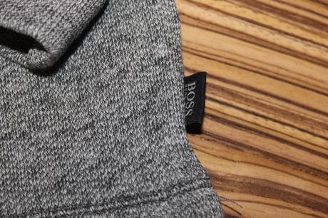 Sveter hugo boss v. xl, xl