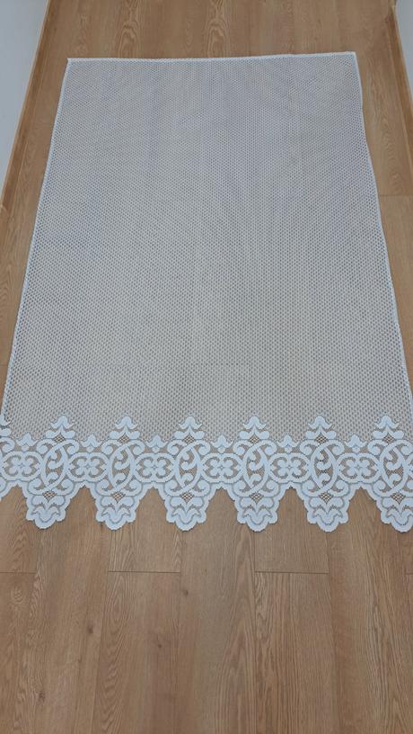 Záclona na balkonove dvere, 