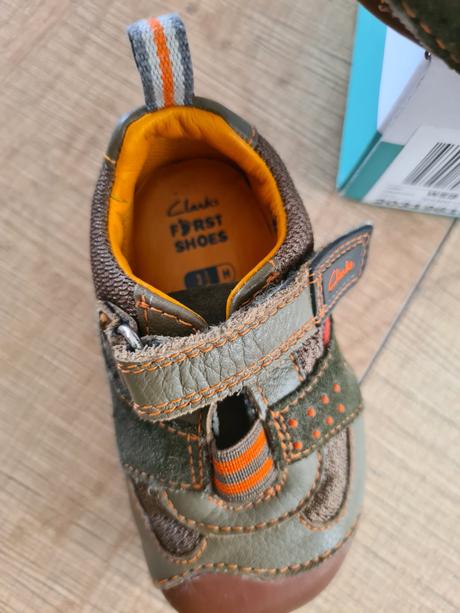 Prechodne kozene topanky, clarks,19