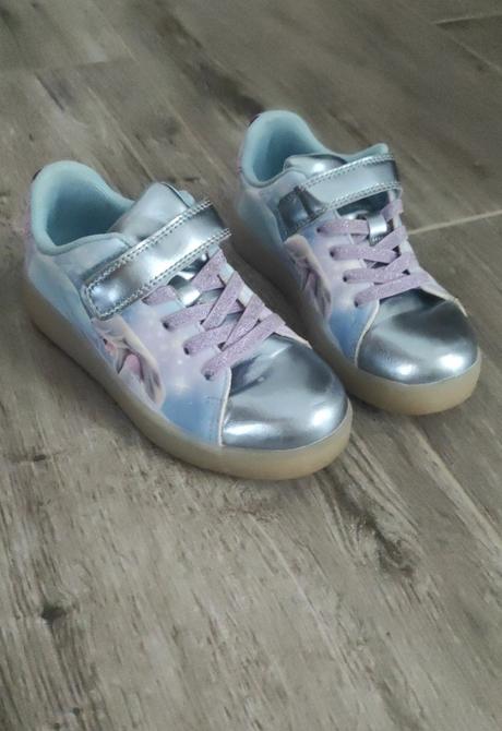 Svietiace tenisky, h&m,28