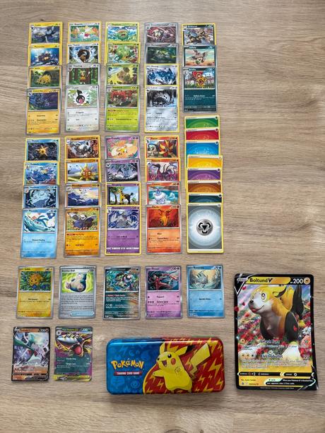 Peračník pokémon pikachu a 50 kariet + jumbo,