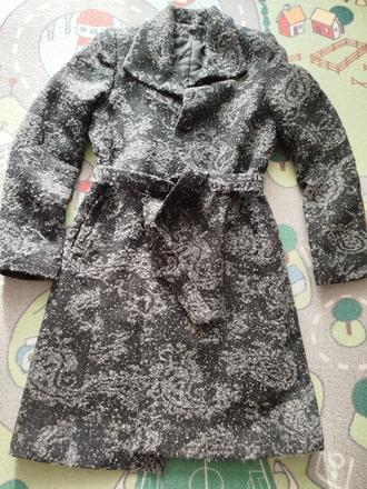 Dlhy teply kabat 38, 38