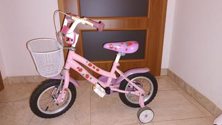 Ružový bicykel 12" pre malú slečnu s prilbou, 12