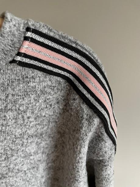 Svetrik tenky, lindex,110