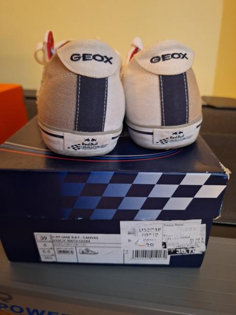 Plátenky red bull racing, geox,39