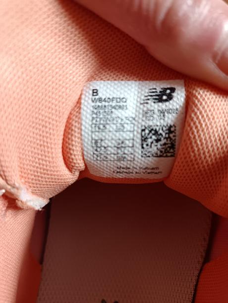 Bežecké tenisky, new balance,42