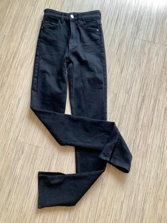 Rifle elasticke s razporkami, bershka,xs