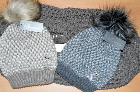 Čiapočka s brmbolcom,