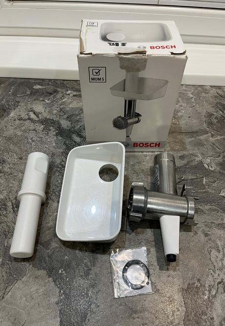 Mlynček bosch mum 5 na kuchynský robot, 