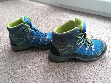 Turistické topánky/tenisky vysoké, 32