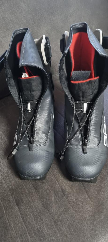 Topanky na bezky spine, 45