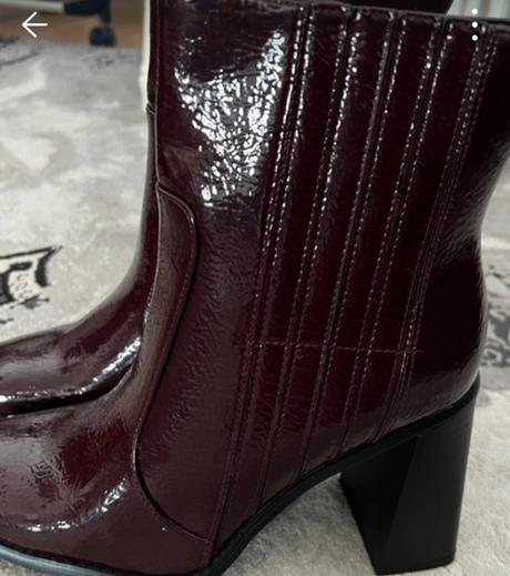 Krásne na nové bordove kotničky, 40