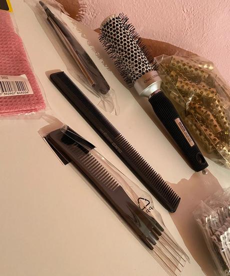 Nové kadernícke pomôcky, 