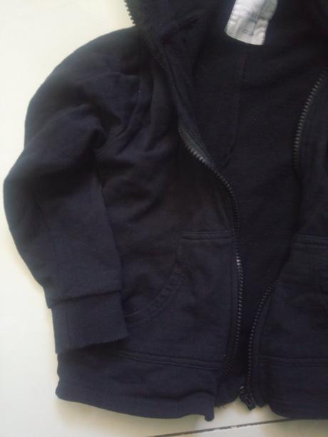 Čierna mikina veľmi dobrý stav, fox & bunny,122