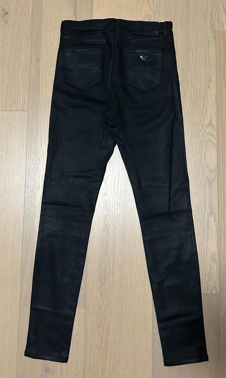 Emporio armani 27 čierne ako kožené nohavice, armani,s