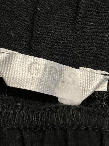 Dievčenská čierna úzka sukňa (134-140), 134