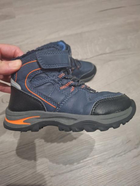 Zateplené modré topánky, 26