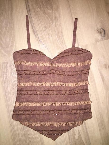 Krásny korzetový top, new look,38