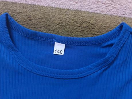 Dievčenské šaty, 140