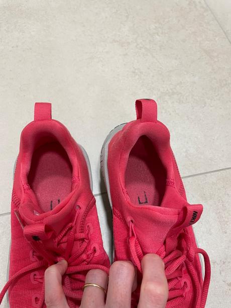 Tenisky nike free na telesnu, nike,38