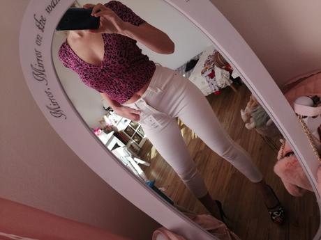 Ružový svetrík animal vzor crop top, h&m,s