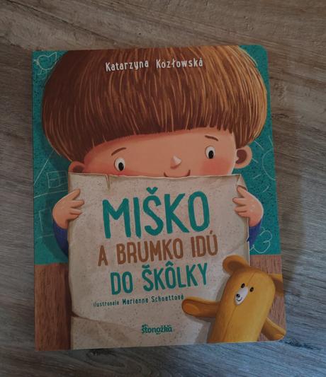Miško a brumko idú do skolky,
