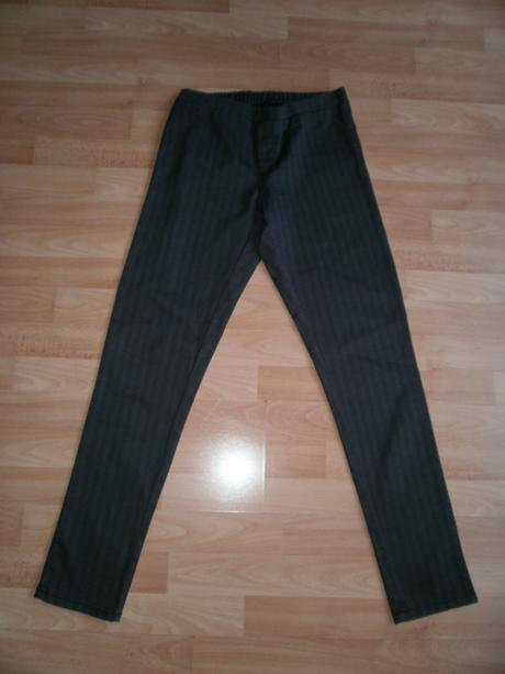 Hrubšie nohavice v super stave, esmara,38