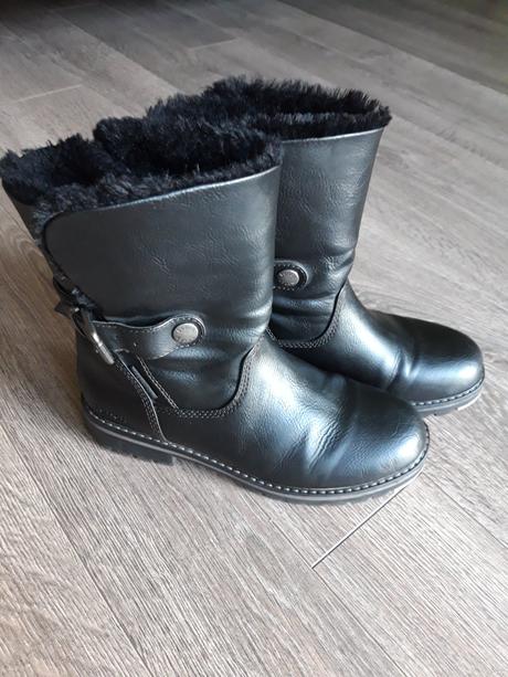 Zimne cizmy zn. bench, deichmann,38