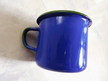 Plechový vidiecky hrnček,